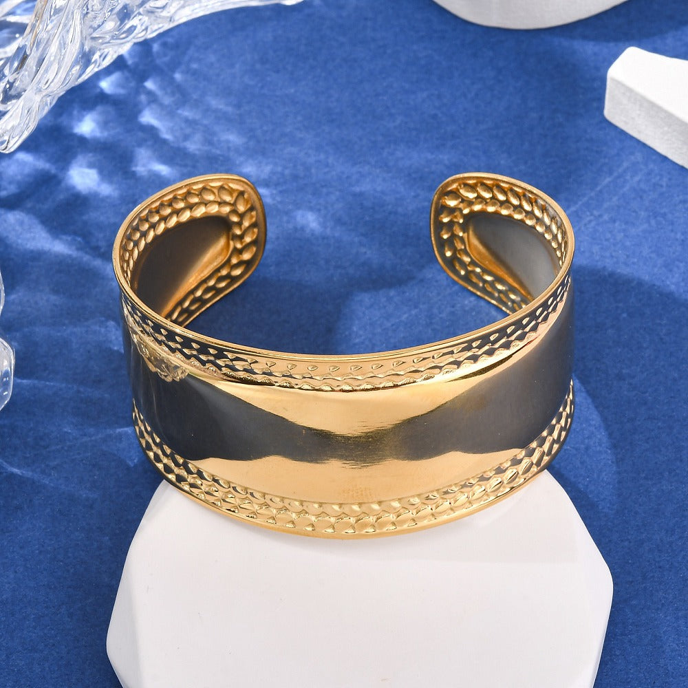 Brazalete dorado