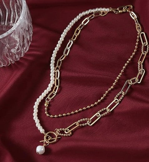 Conjunto de collares con perlas