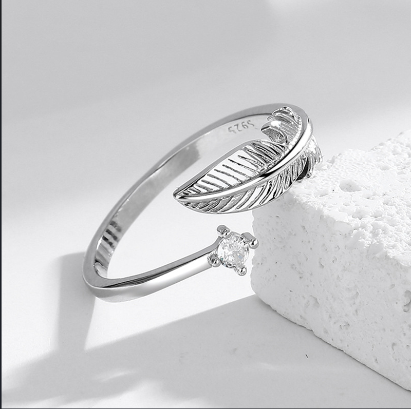 Anillo ajustable Silver Feather