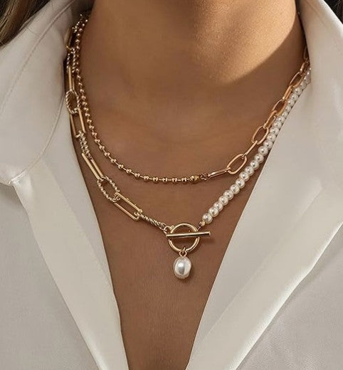 Conjunto de collares con perlas